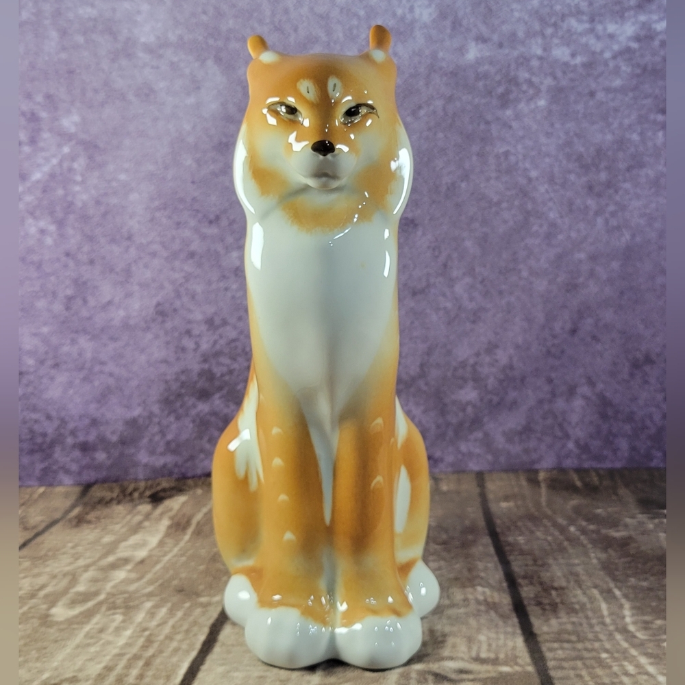 Lomonosov USSR‎ Vintage Imperial Porcelain Bobcat/Lynx Figurine